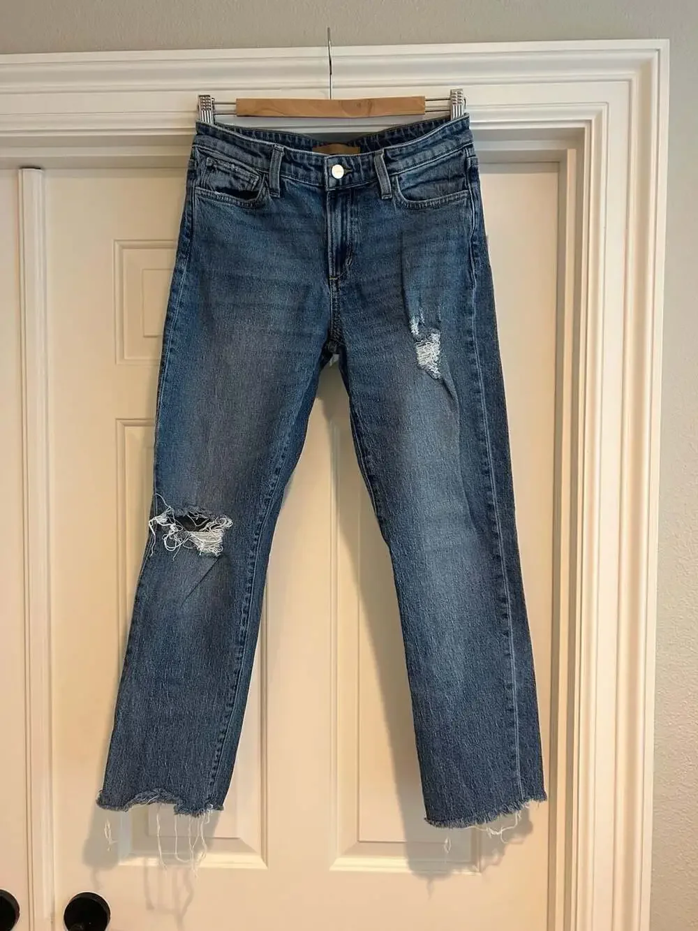 Joe's Jeans The Lara Mid Rise Cigarette Ankle Distressed Denim Jeans Size 26